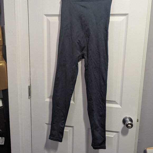 Maternity Leggings (set of 3) - Picture 5 of 11